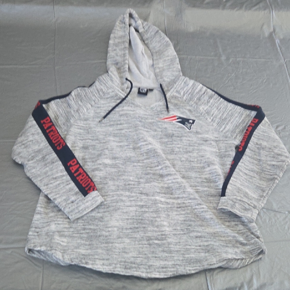 NFL Gray and Navy Team Apparel Hoodie with Label